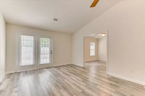 Living - 6009 Sanibel Dr, Augusta, GA 30909 photo 4 of 8