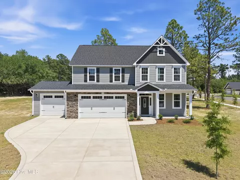 830 Winds Way, Aberdeen, NC 28315