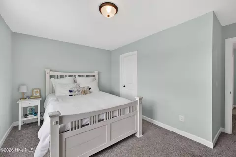 Bedroom - 166 N Passerine Path, Hampstead, NC 28443 photo 8 of 10