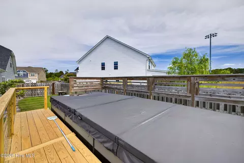 Exterior - 166 N Passerine Path, Hampstead, NC 28443 photo 12 of 14