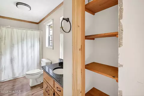 Bath - 200 Pine Ln, Murphy, NC 28906 photo 5 of 5