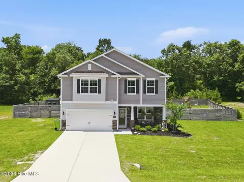 116 Featherstone Ln, New Bern, NC 28562
