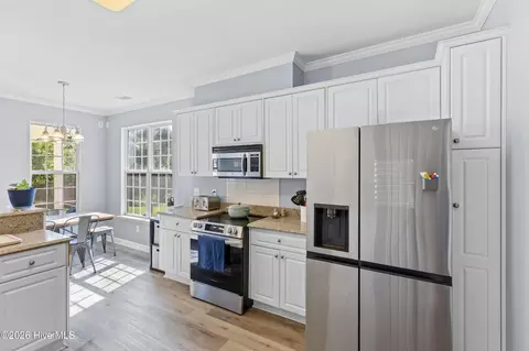 Kitchen - 1305 Wickham Ct, Evans, GA 30809 photo 3 of 4