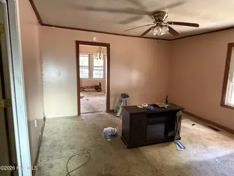 1480 Price St, Louisville, GA 30434