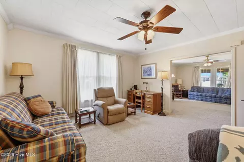 Living - 46 Elizabeth Ave, Chocowinity, NC 27817 photo 2 of 2
