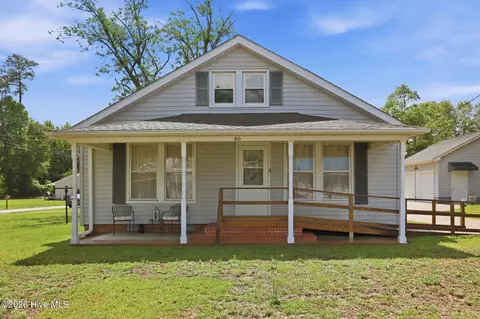 Exterior - 46 Elizabeth Ave, Chocowinity, NC 27817 photo 1 of 8