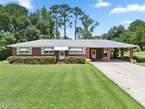 229 Bermuda Dr, Wilmington, NC 28401
