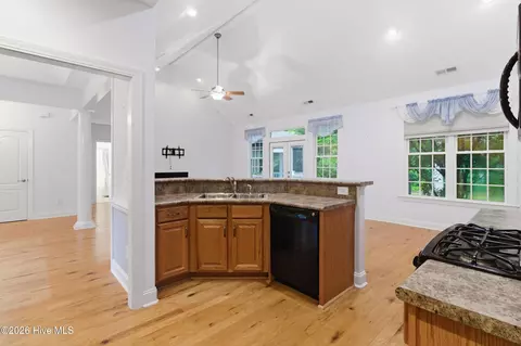 229 Easterly Dr, New Bern, NC 28560 photo 11