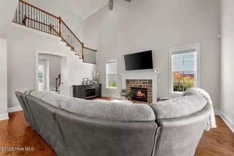 Living - 503 River Oaks Ln, Evans, GA 30809 photo 2 of 2