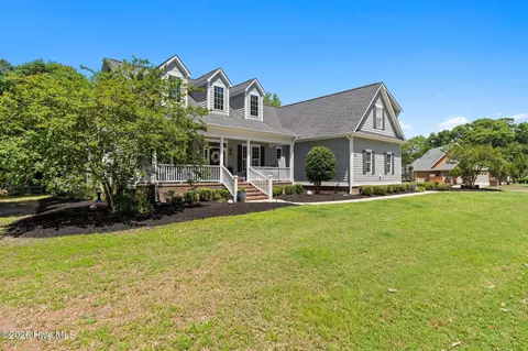 927 Green Pointe Dr, Sunset Beach, NC 28468