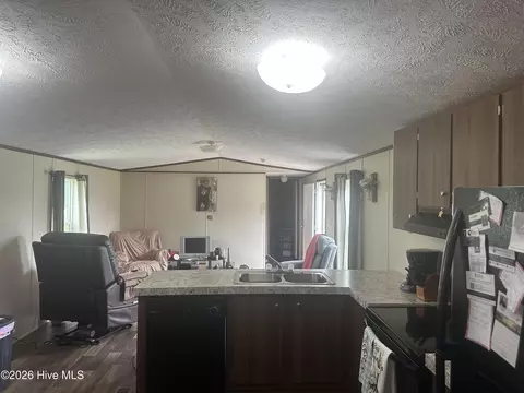 30 Fredrick Rd, Clinton, NC 28328 photo 9