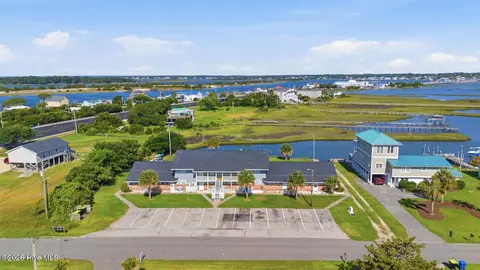 109 Cedar Ln #4, Cedar Point, NC 28584