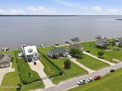 110 E Dowry Crk, Belhaven, NC 27810