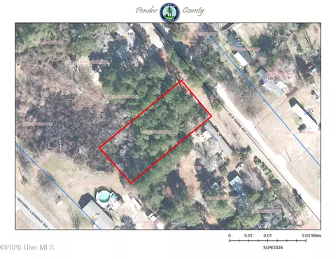 124 Old Farm Rd, Hampstead, NC 28443