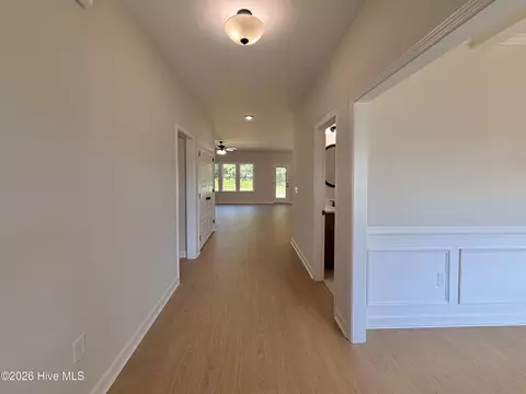 3750 Chatsworth Dr, La Grange, NC 28551