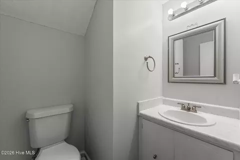 Bath - 3308 Quaker Spring Rd, Augusta, GA 30907 photo 1 of 4