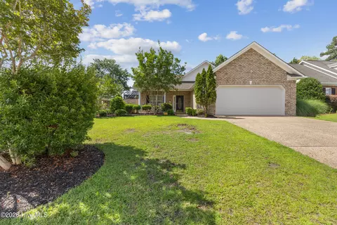 1017 Ringlet Ct, Winnabow, NC 28479