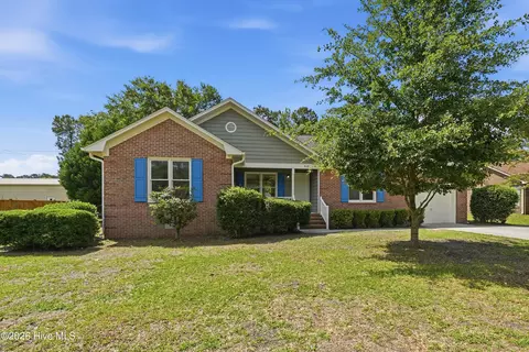 312 Wendover Ln, Wilmington, NC 28411