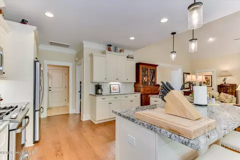Kitchen - 132 Crescent Dr, Mccormick, SC 29835 photo 5 of 7