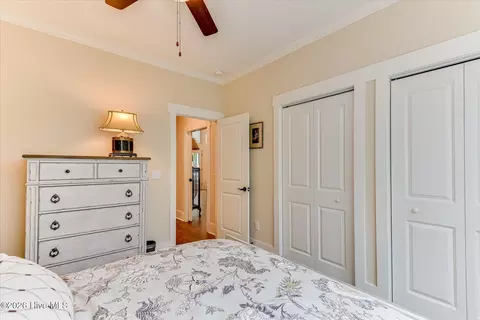 Bedroom - 132 Crescent Dr, Mccormick, SC 29835 photo 5 of 7