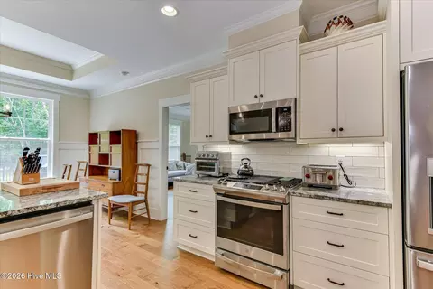 Kitchen - 132 Crescent Dr, Mccormick, SC 29835 photo 4 of 7