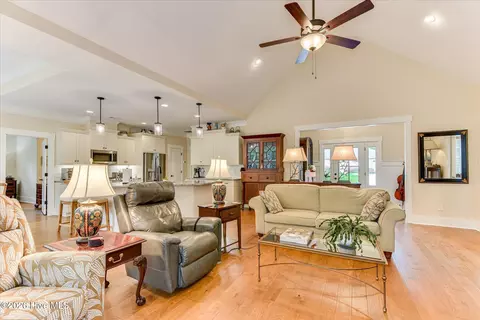 Other - 132 Crescent Dr, Mccormick, SC 29835 photo 6 of 10