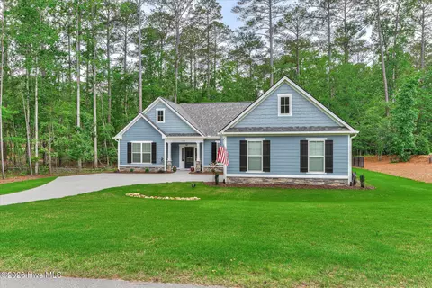 Exterior - 132 Crescent Dr, Mccormick, SC 29835 photo 1 of 9