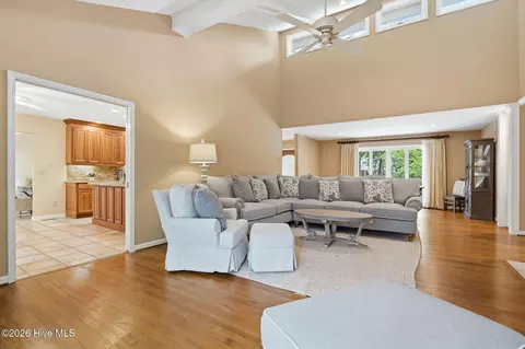 Living - 70 Live Oak Ln, Pinehurst, NC 28374 photo 5 of 5