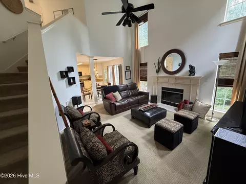 Living - 509 Granite Pt, Martinez, GA 30907 photo 3 of 3