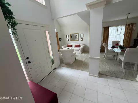 Entry Way - 509 Granite Pt, Martinez, GA 30907 photo 2 of 6