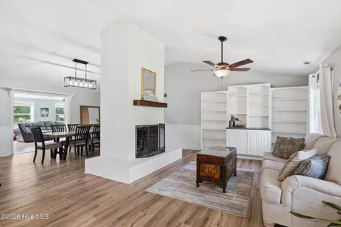 Living - 102 Beaver Trl, Hubert, NC 28539 photo 2 of 2