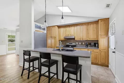 Kitchen - 102 Beaver Trl, Hubert, NC 28539 photo 1 of 4
