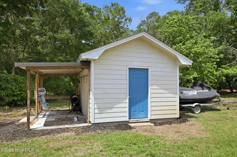 Exterior - 102 Beaver Trl, Hubert, NC 28539 photo 11 of 12