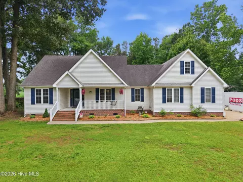 110 Maddrey Dr, Camden, NC 27921