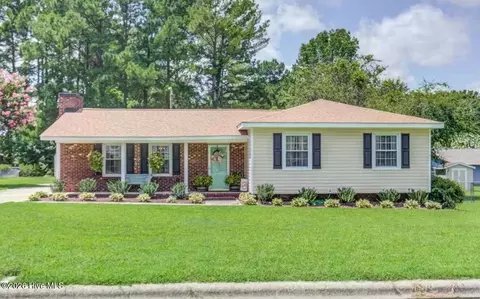 619 Devon Pl, Zebulon, NC 27597