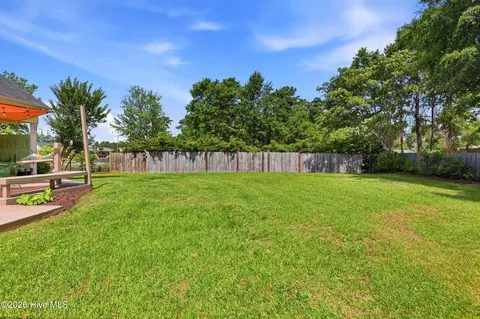 Exterior - 807 Factory Rd, Hampstead, NC 28443 photo 12 of 13
