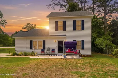 2105 Woodland Ave, New Bern, NC 28560