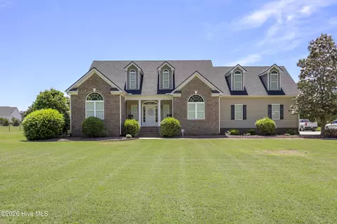 5598 Minnie Trl, Elm City, NC 27822