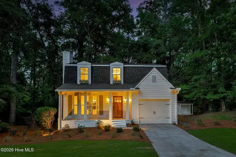 335 Saddletree Ln, Martinez, GA 30907