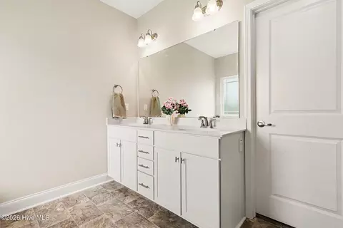 Bath - 52 Heirloom Ct, Benson, NC 27504 photo 1 of 4