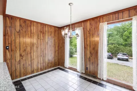 Dining - 423 E Creekview Dr, Hampstead, NC 28443 photo 1 of 1