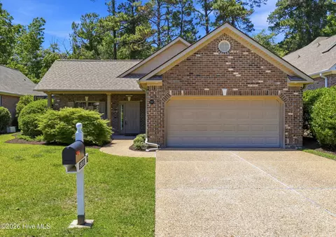 5815 Bentley Gardens Ln, Wilmington, NC 28409