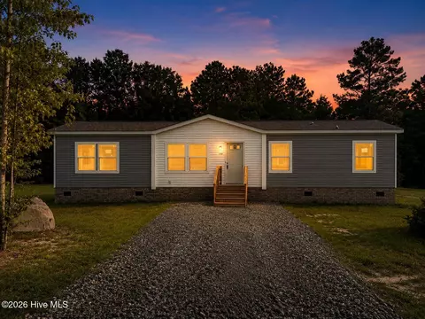 1184 Easy St SE, Bolivia, NC 28422