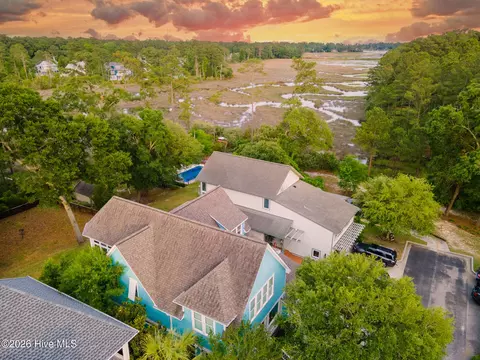 1043 Headwater Cove Ln, Wilmington, NC 28403