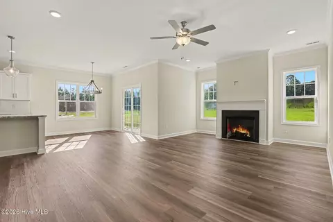 Living - 47 Yardley Dr, Smithfield, NC 27577 photo 2 of 3
