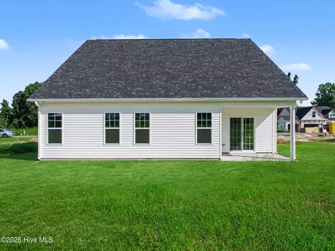 Exterior - 47 Yardley Dr, Smithfield, NC 27577 photo 4 of 5