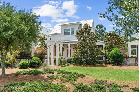 823 Meadowsweet Ln, Leland, NC 28451