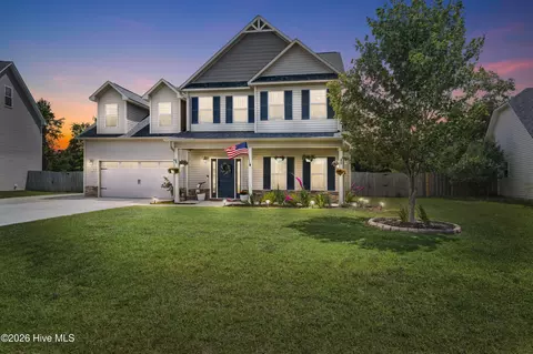 159 Bridgeport Dr, Sneads Ferry, NC 28460