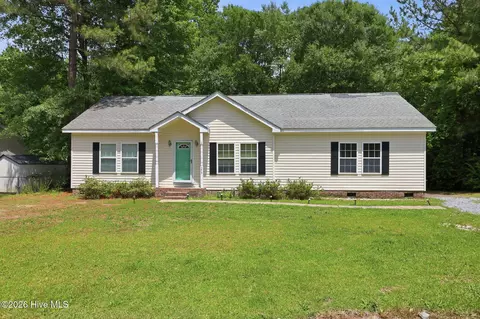 175 Country Walk Ln, Sanford, NC 27332