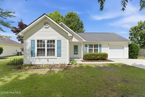 805 Valley Forge Ct, Wilmington, NC 28411
